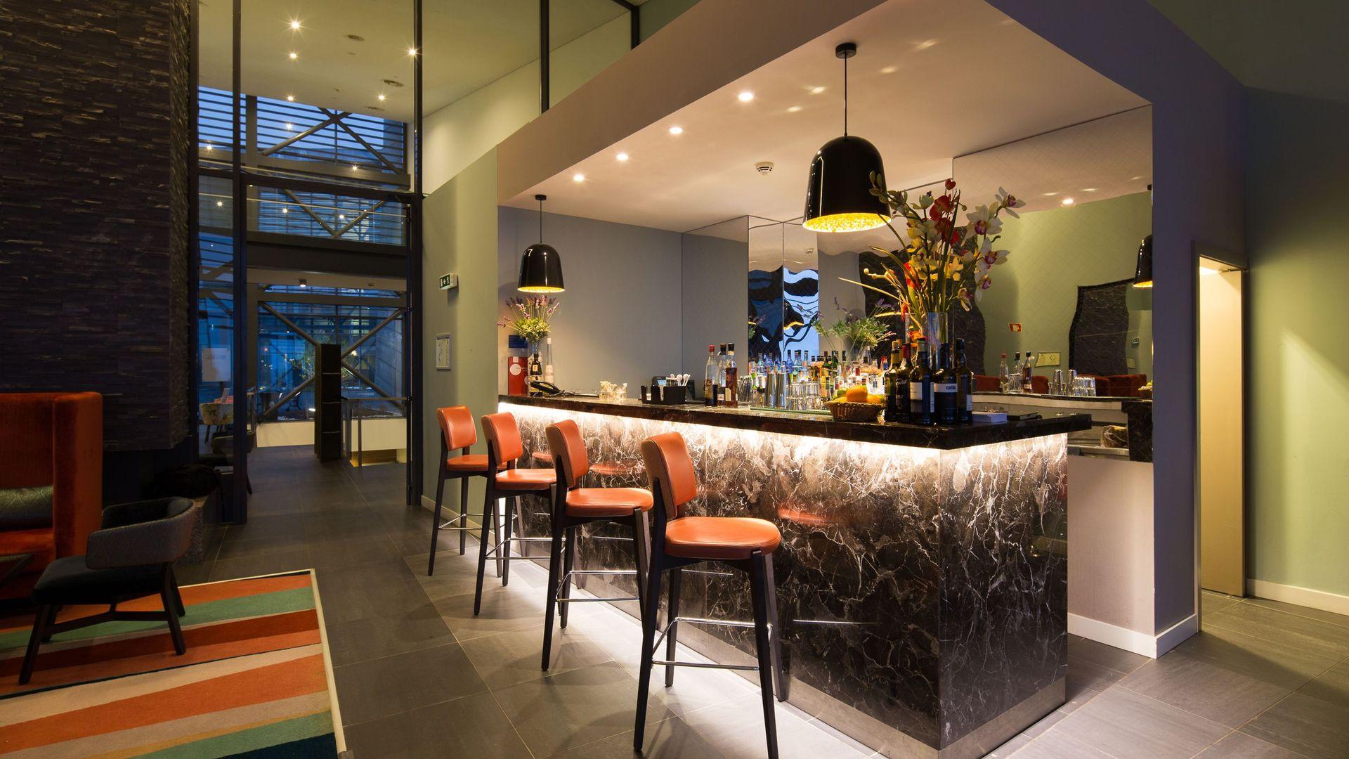 Monchique Resort & Spa bar