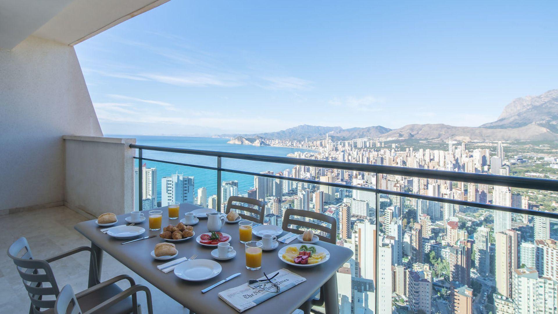 Apartamentos Benidorm Horizon by Pierre & Vacances balcony view