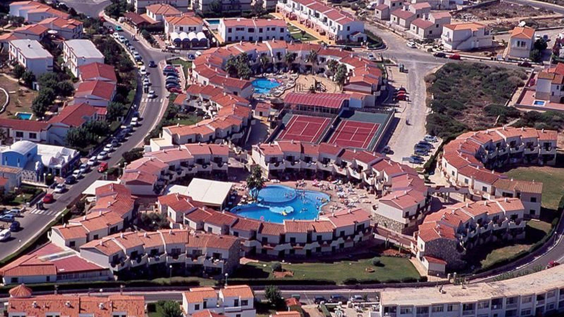 Apartamentos los Lentiscos by Mij Menorca