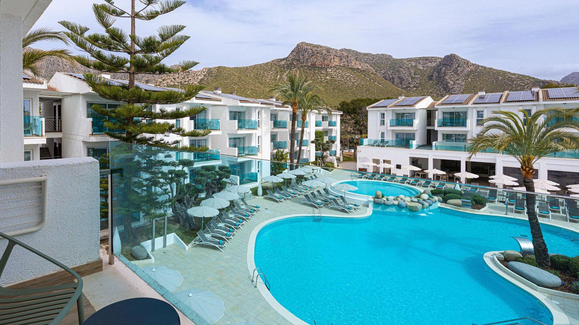 MarSenses Puerto Pollensa Hotel & Spa pool and mountain view