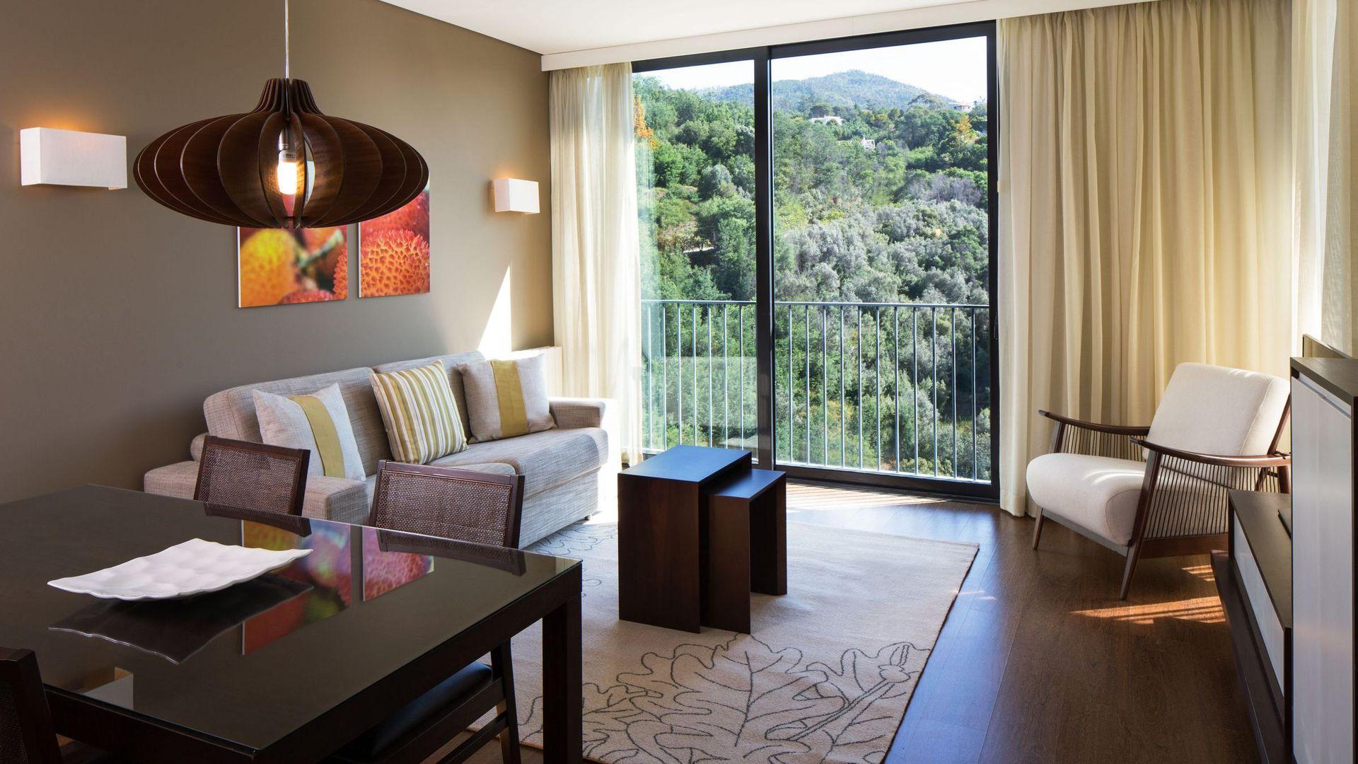 Monchique Resort & Spa lounge