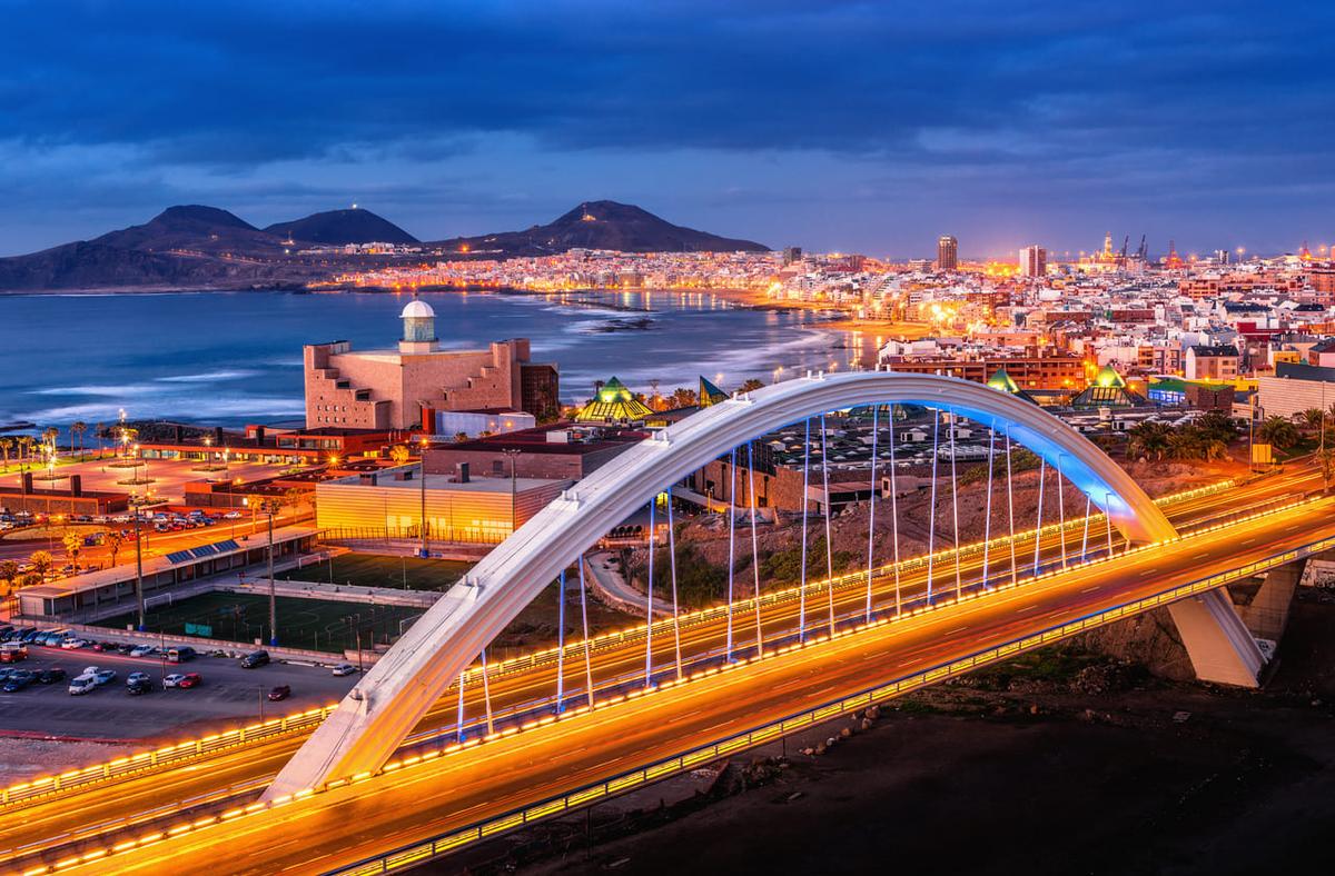 Diverse nature experiences and surprising history in Gran Canaria